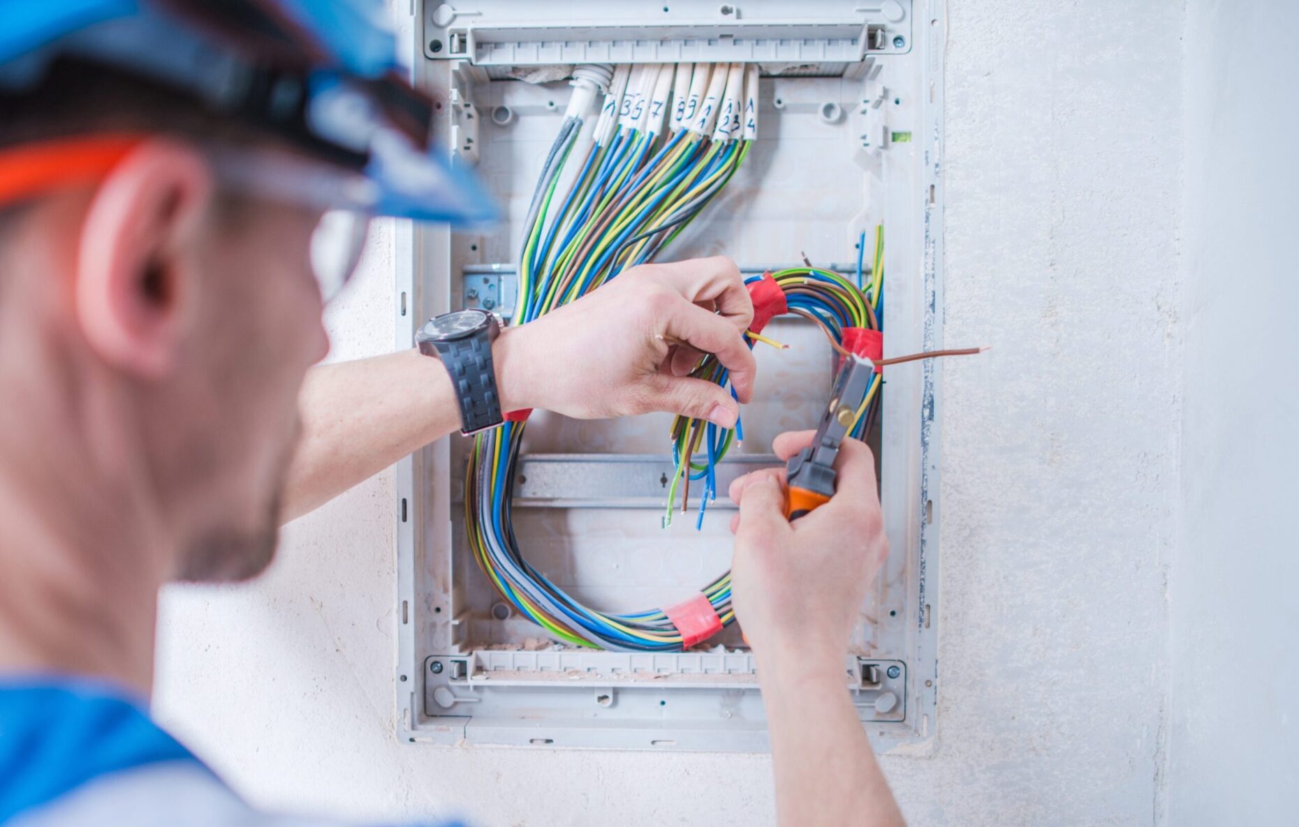 best electrical contracting company in Saudi Arabia