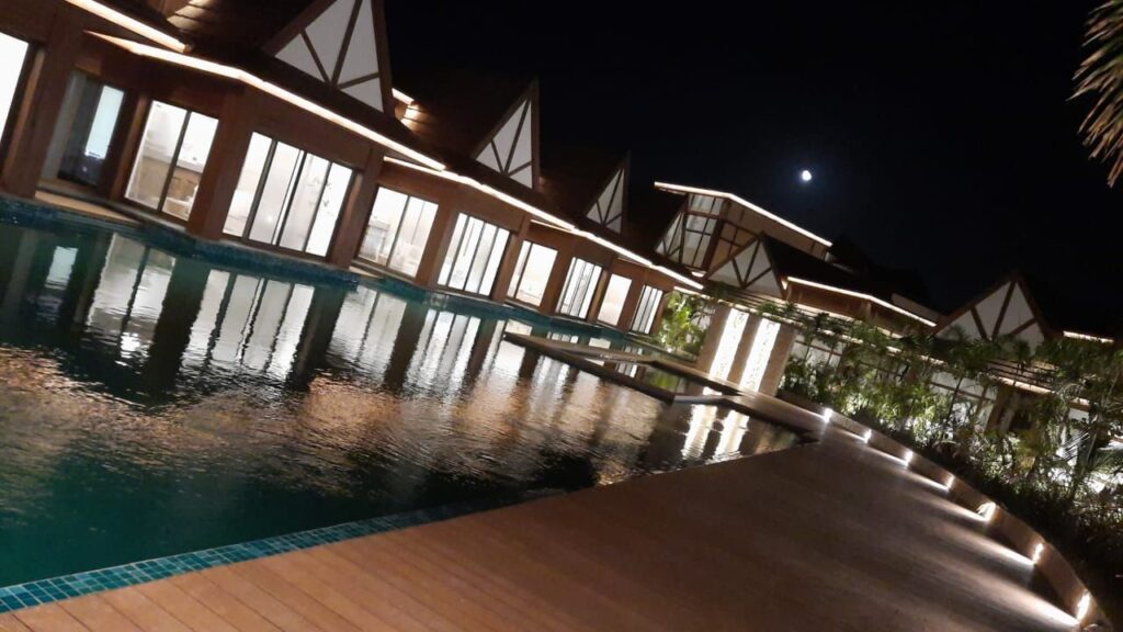 Durrat Alaroos Village