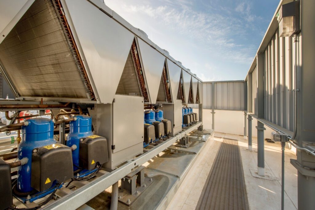 HVAC Contracting in Saudi Arabia: How Saudi ProTech Delivers Energy-Efficient Climate Control Solutions