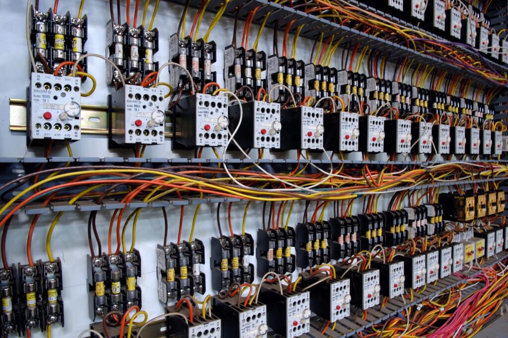 energy-efficient MEP systems for warehouses in Saudi Arabia